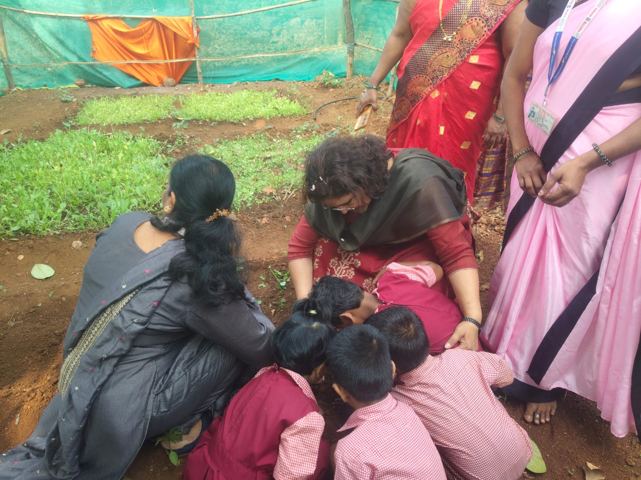 अधिक प्रतिमा 14